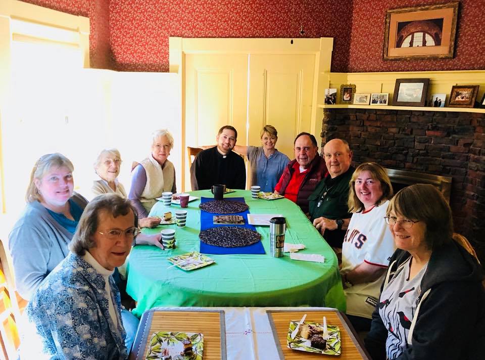 41922933_1661818837279285_7400455957857173504_n